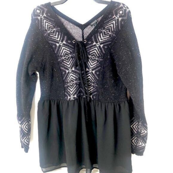 Torrid Sweater Top Peplum Knit Blouse Aztec Print Black and White Women Size 1 - Picture 1 of 8